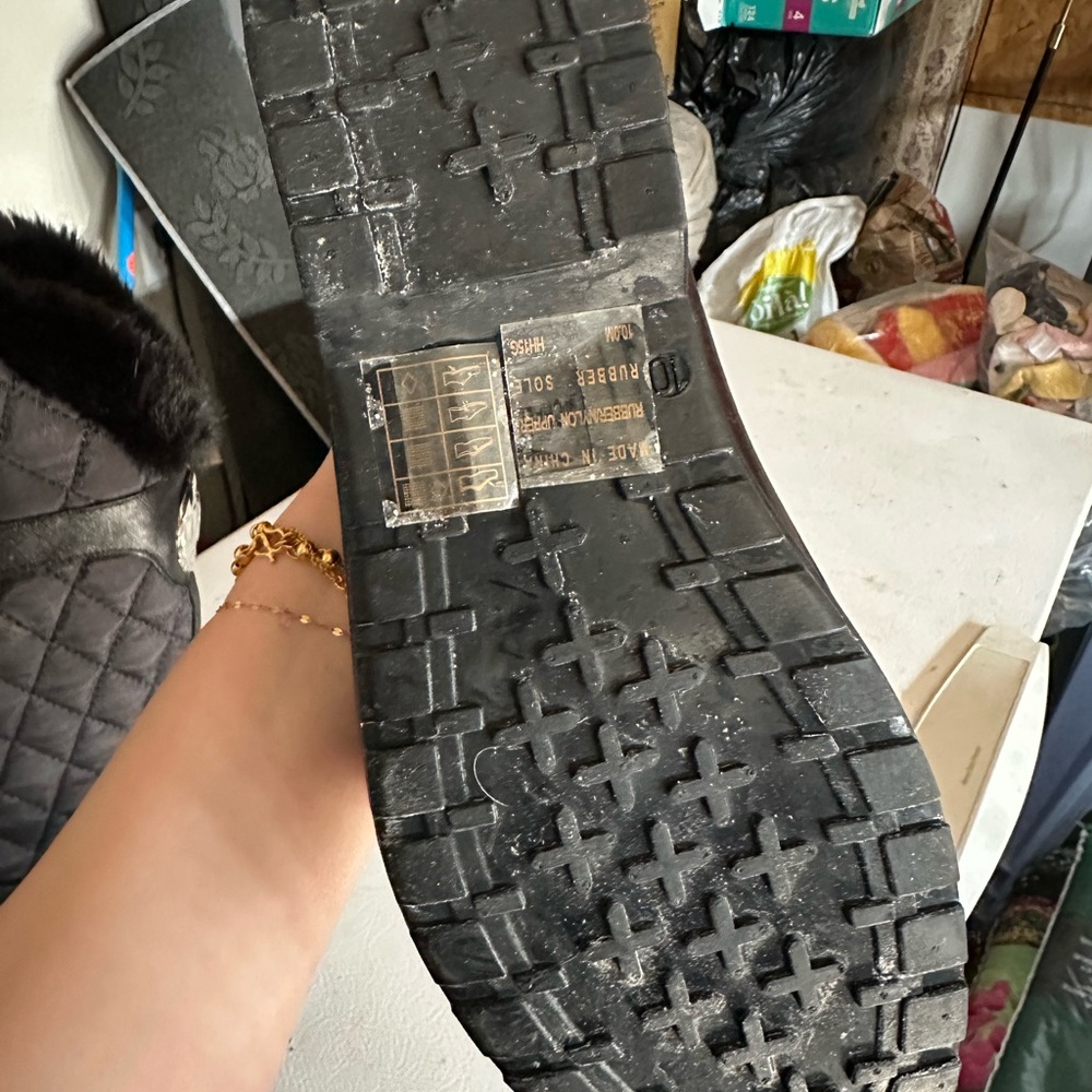 MICHAEL Michael Kors Black Quilted Winter Boots